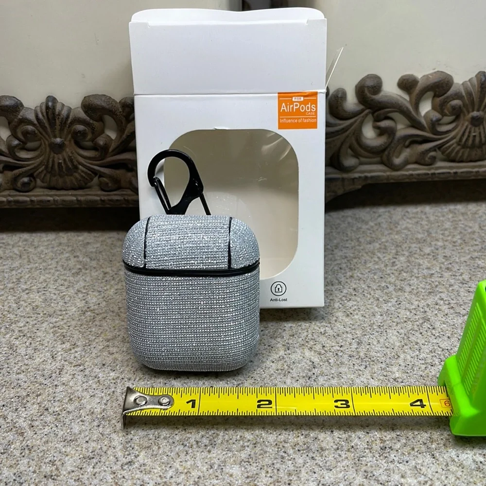 AirPods Case silver sparkle /Black. - Picture 2 of 9